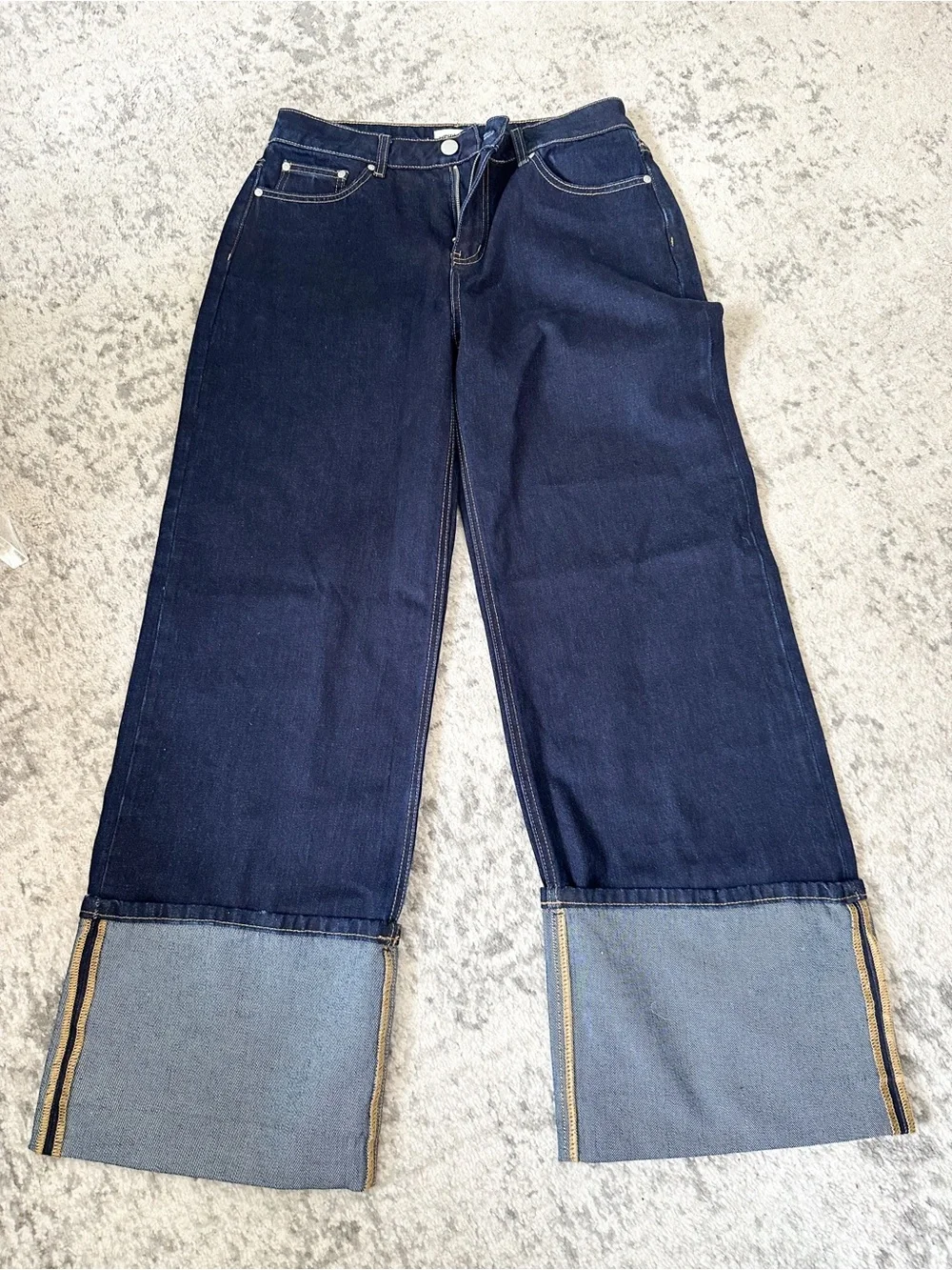 REVOLVE Superdown Cuffed High Waist Wideleg Jeans size 30 (measures 33”) - Picture 6 of 12